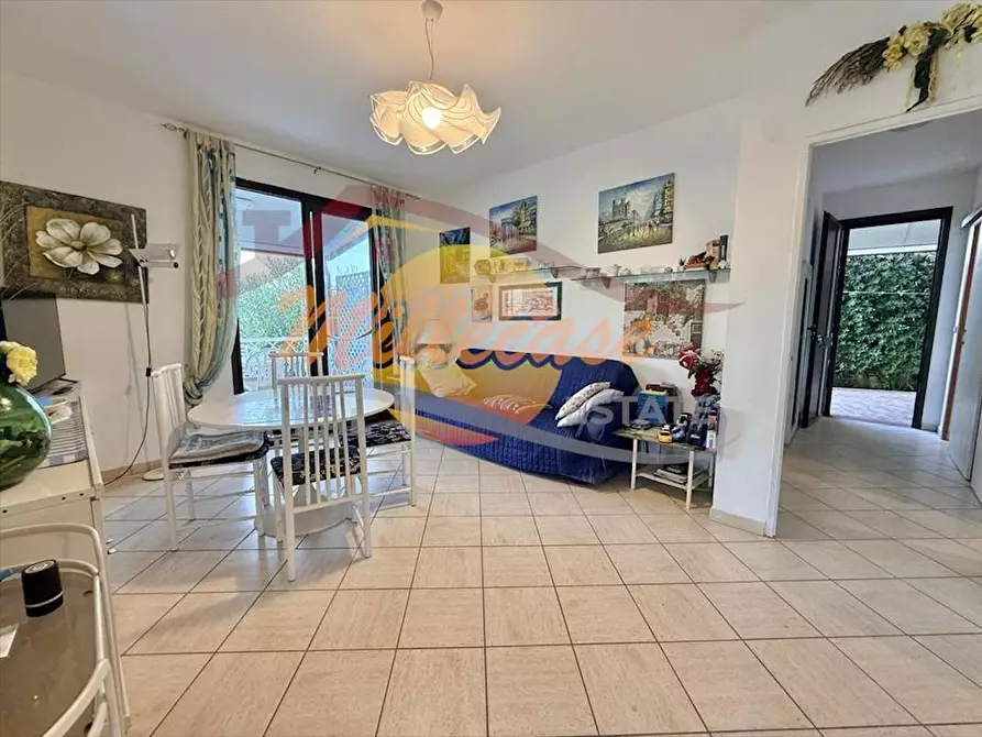 Immagine 4 di Villa in vendita  in Viale dei Lidi a Siracusa