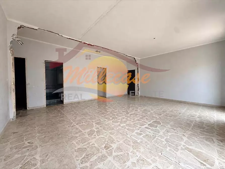 Immagine 7 di Pentalocale in vendita  in Via Monte Bianco a Siracusa
