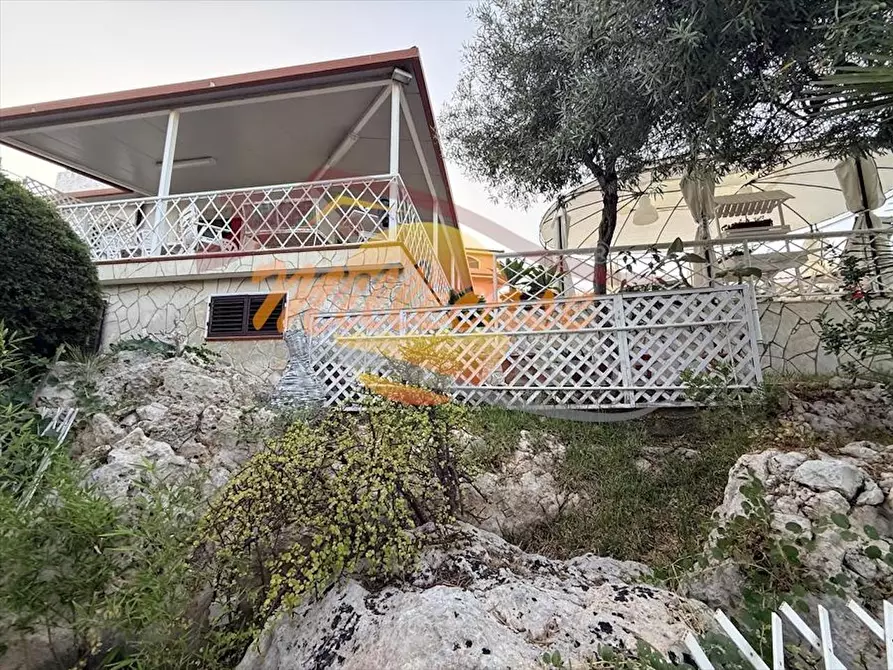 Immagine 11 di Villa in vendita  in Viale dei Lidi a Siracusa