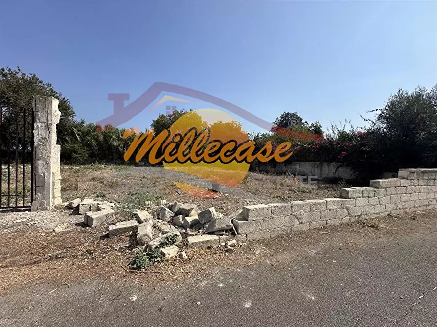 Immagine 17 di Terreno industriale in vendita  in Via Giulio Verne a Siracusa