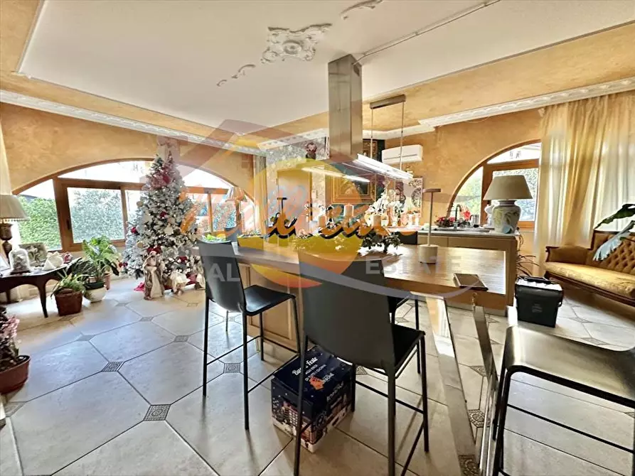 Immagine 6 di Casa bifamiliare in vendita  in Traversa Sinerchia a Siracusa