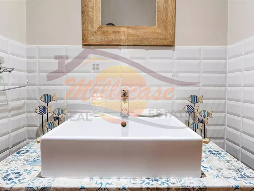 Immagine 18 di Trilocale in vendita  in PRESSI CORSO MATTEOTTI a Siracusa