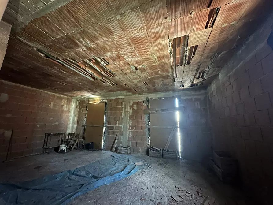 Immagine 18 di Trilocale in vendita  in Via Poggio del Carancino a Siracusa