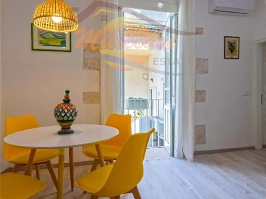 Immagine 4 di Bilocale in vendita  in Via Saverio Landolina a Siracusa