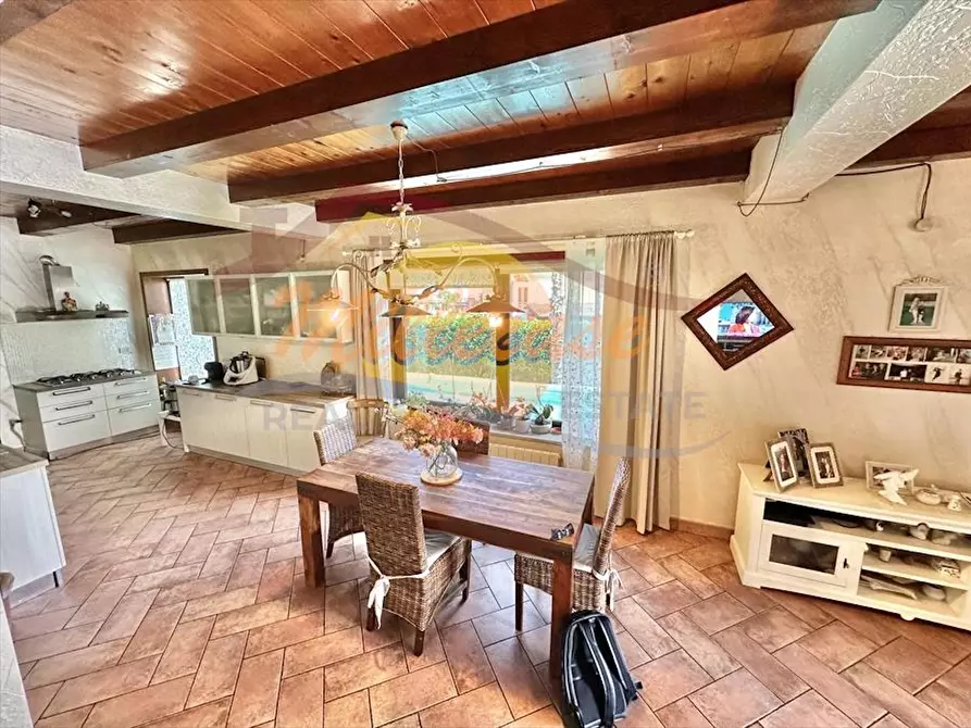 Immagine 14 di Villa in vendita  in Via Priamo a Siracusa