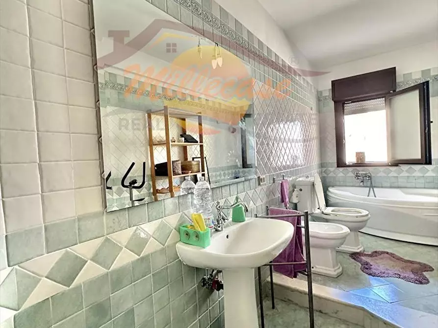 Immagine 11 di Quadrilocale in vendita  in VIA UNGHERIA a Siracusa