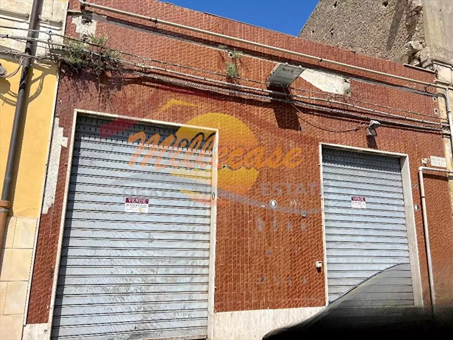 Immagine 11 di Locale commerciale in vendita  in VIA PIAVE a Siracusa