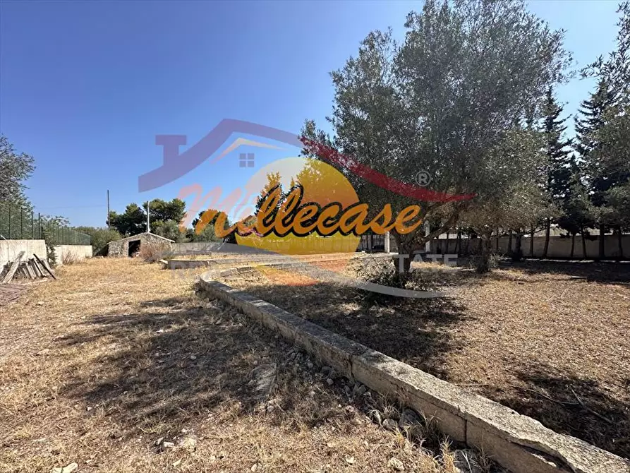 Immagine 10 di Rustico / casale in vendita  in VIA LUIGI MONTI a Siracusa