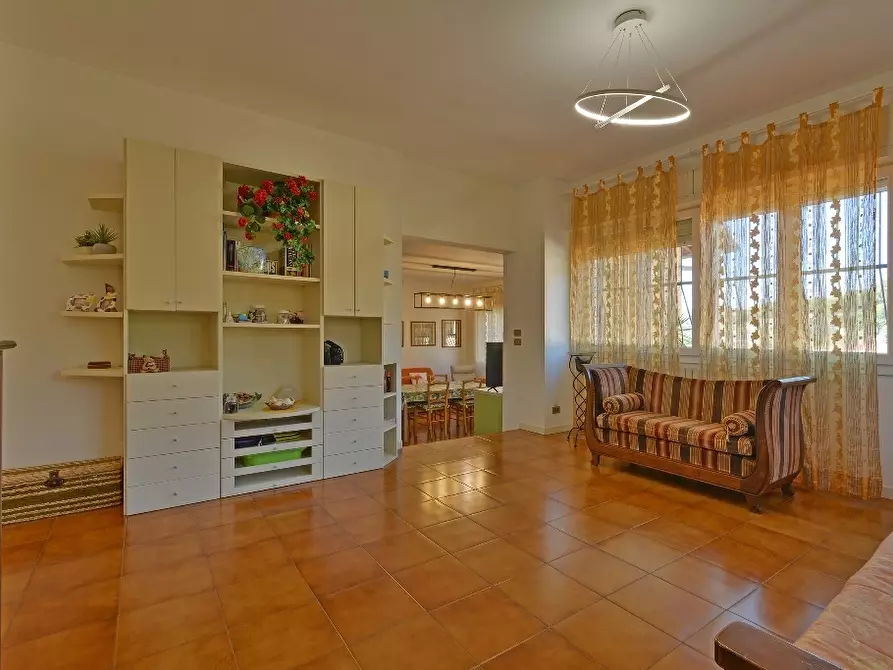 Immagine 11 di Quadrilocale in vendita  in Piazza Sant'Anna 1 a San Bartolomeo Al Mare