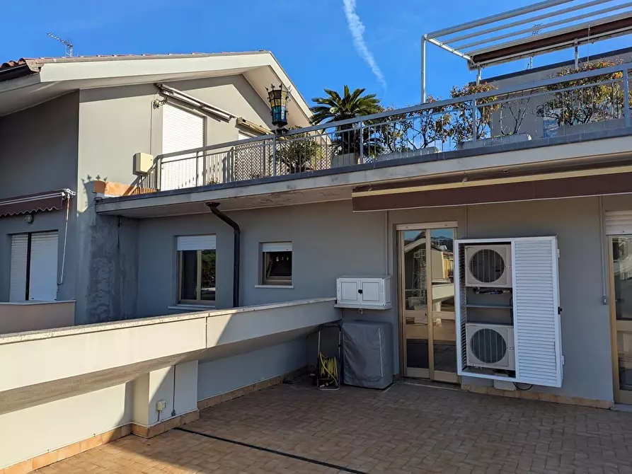 Immagine 18 di Attico in vendita  in Viale Europa 5 a San Bartolomeo Al Mare