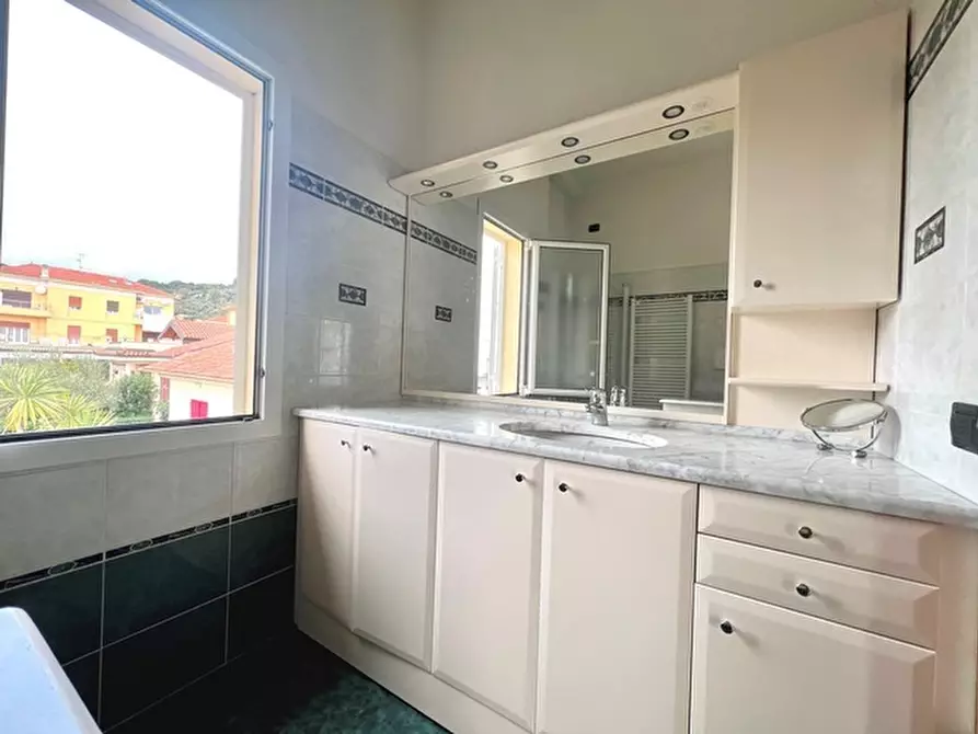 Immagine 34 di Quadrilocale in affitto  in Via Ville Nuove 12 a Diano Marina