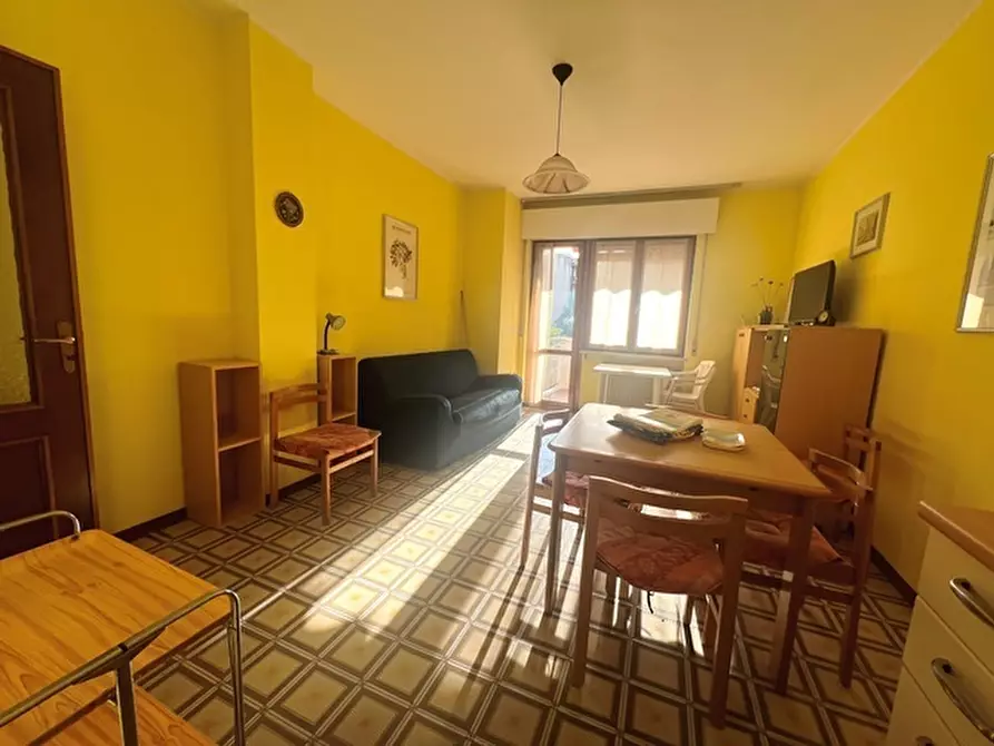 Immagine 31 di Bilocale in affitto  in Via Ischia 5 a San Bartolomeo Al Mare