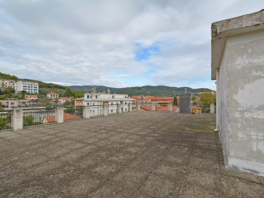 Immagine 31 di Monolocale in vendita  in Via Aurelia 205 a San Bartolomeo Al Mare