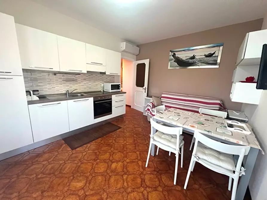 Immagine 10 di Trilocale in affitto  in Via Aurelia 57 a San Bartolomeo Al Mare