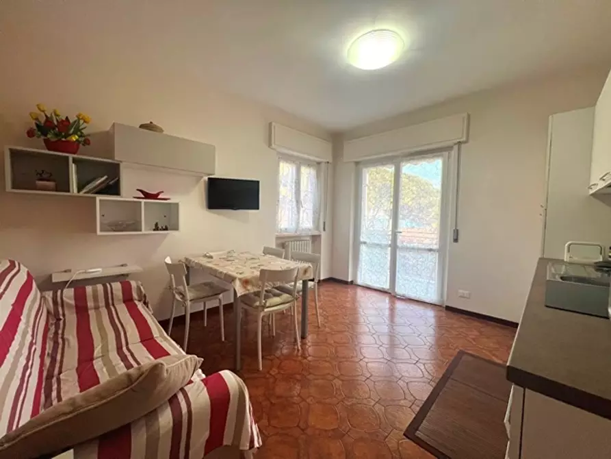 Immagine 5 di Trilocale in affitto  in Via Aurelia 57 a San Bartolomeo Al Mare