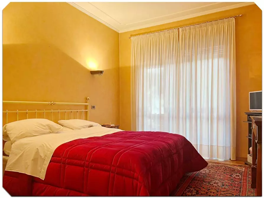 Immagine 16 di Pentalocale in affitto  a Torino