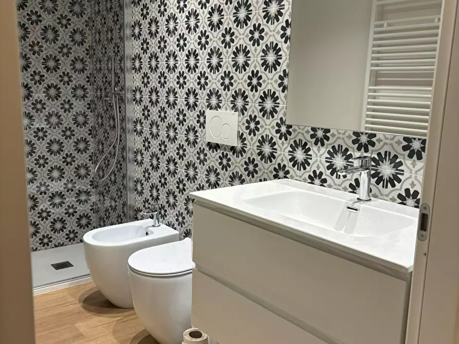 Immagine 15 di Bilocale in affitto  in VIA BELLEZIA 20 a Torino