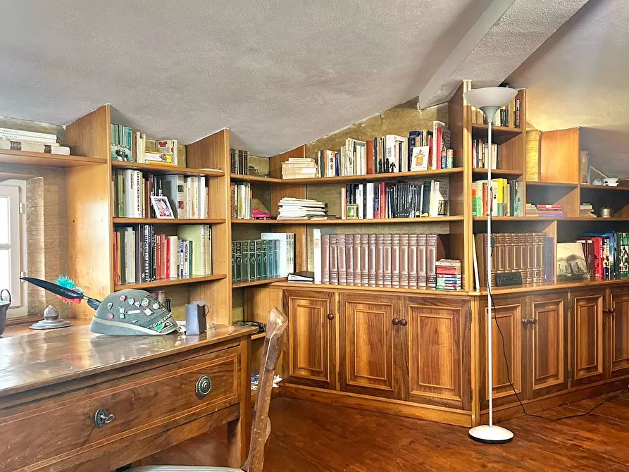 Immagine 64 di Casa indipendente in vendita  a Castelnuovo Magra