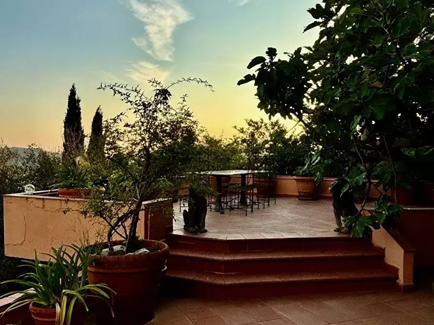 Immagine 26 di Villa in vendita  a Fosdinovo