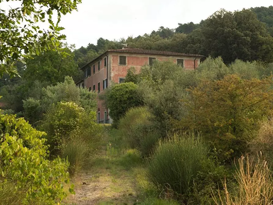 Immagine 71 di Villa in vendita  a Sarzana