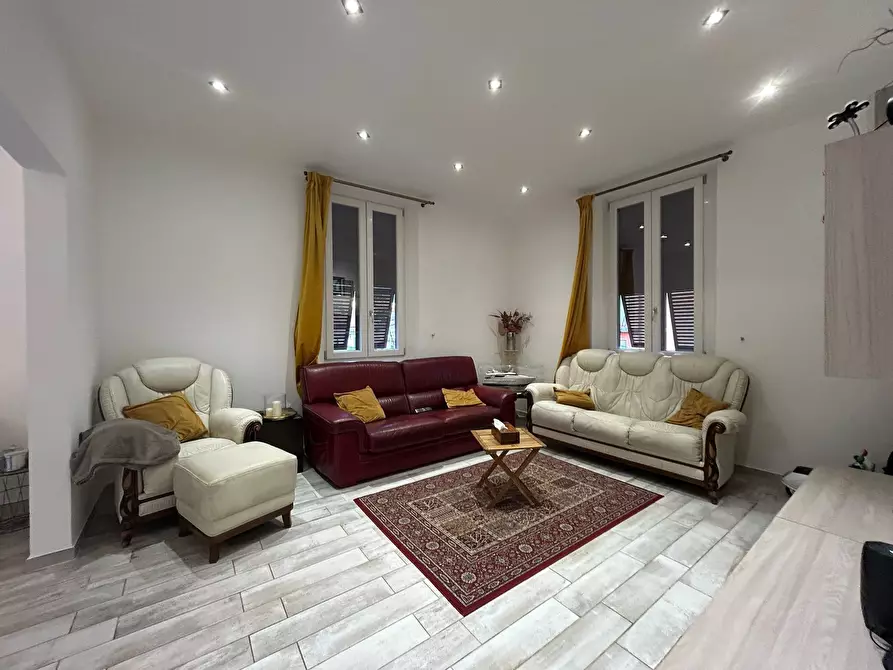 Immagine 13 di Quadrilocale in vendita  a Sarzana