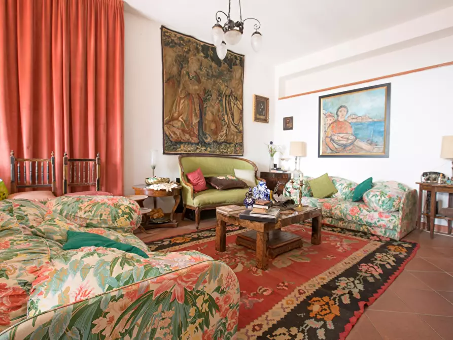 Immagine 44 di Villa in vendita  a Fosdinovo