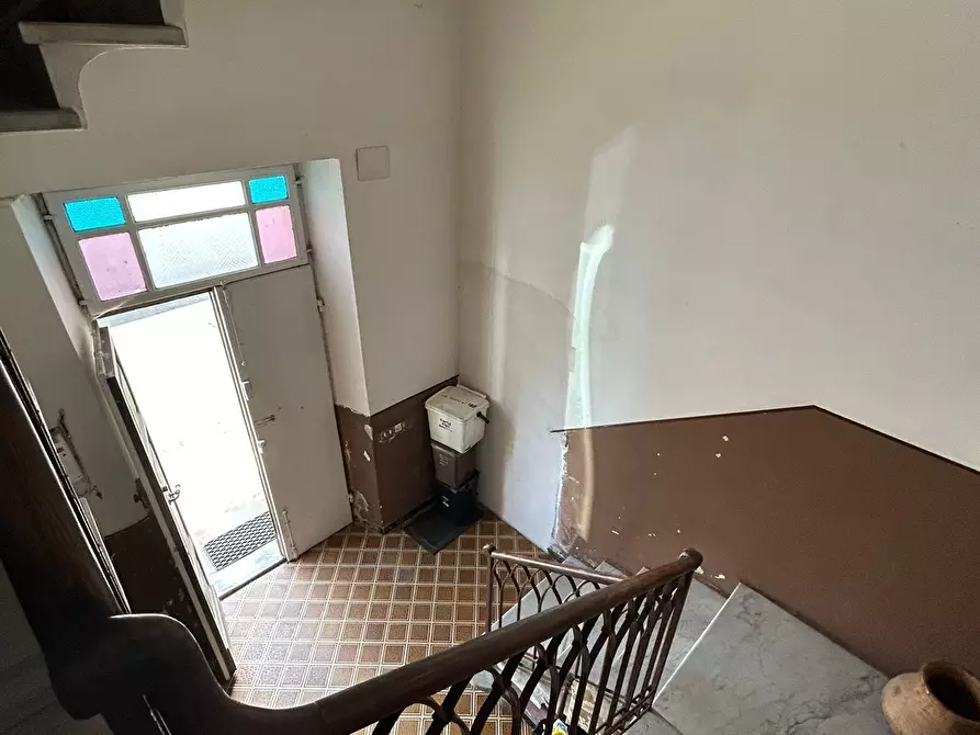 Immagine 28 di Porzione di casa in vendita  a Sarzana