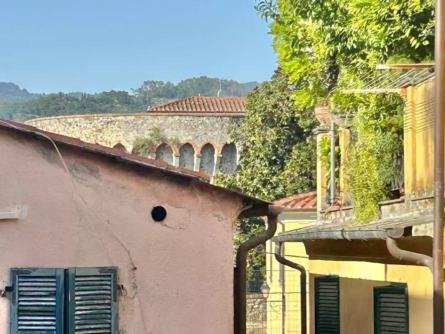 Immagine 4 di Quadrilocale in vendita  a Sarzana