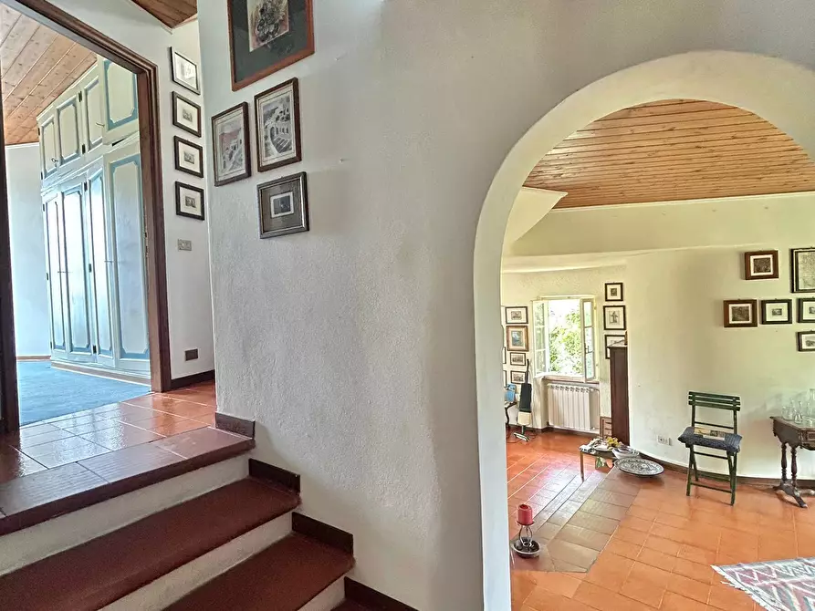 Immagine 10 di Casa indipendente in vendita  a Castelnuovo Magra