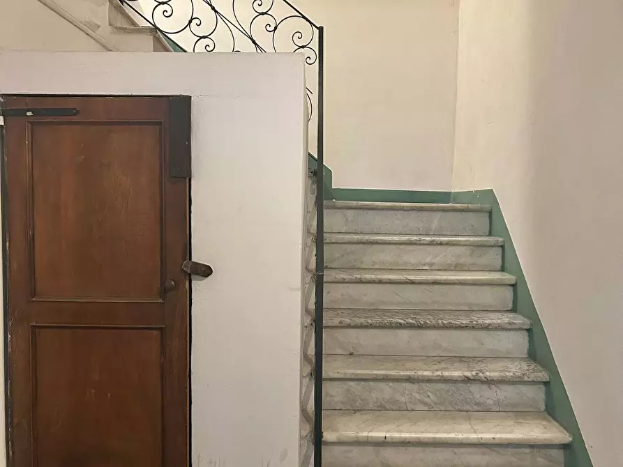 Immagine 21 di Quadrilocale in vendita  a Sarzana