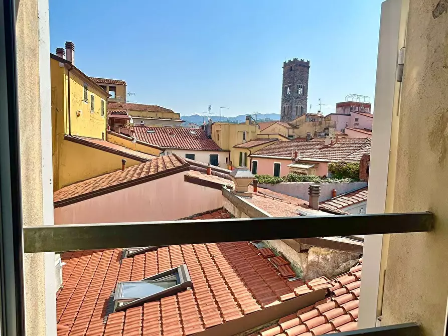 Immagine 30 di Quadrilocale in vendita  a Sarzana