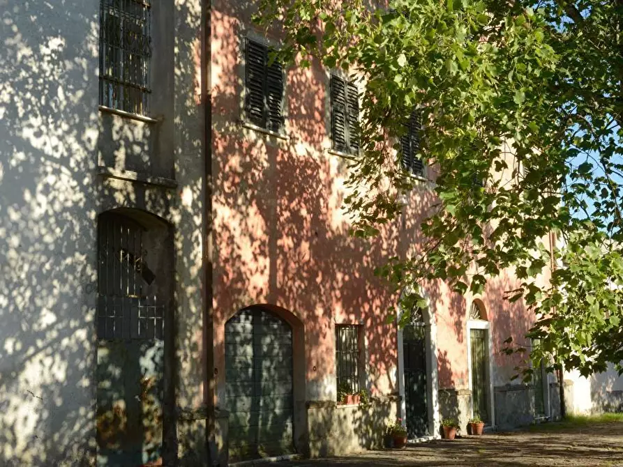 Immagine 54 di Villa in vendita  a Sarzana