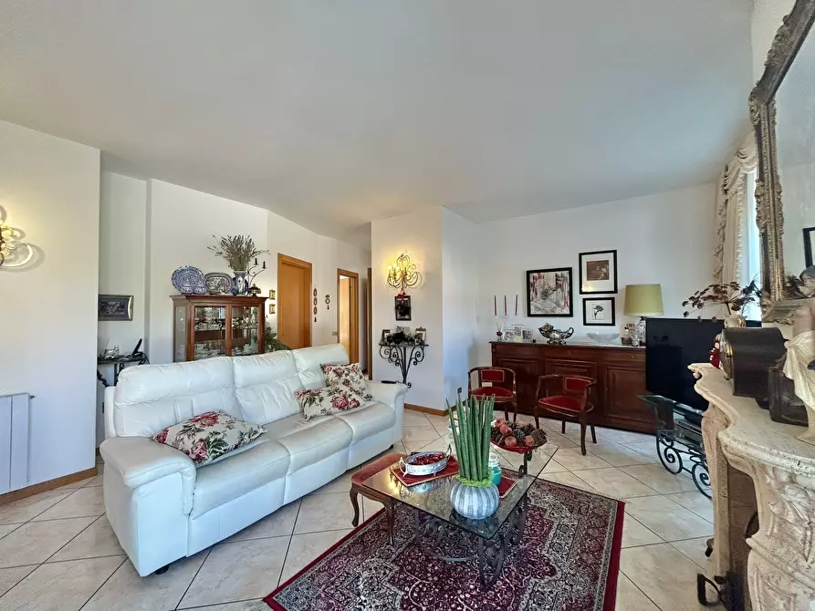 Immagine 26 di Porzione di casa in vendita  a Fosdinovo