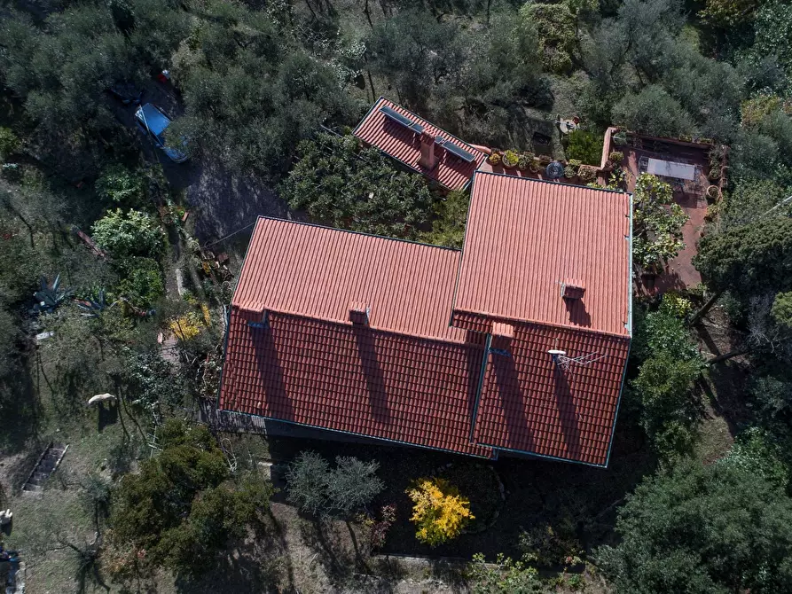 Immagine 35 di Villa in vendita  a Fosdinovo