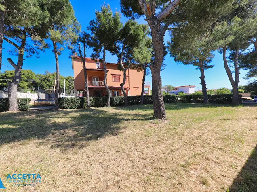 Immagine 25 di Villa in vendita  in Via Lappane a Taranto