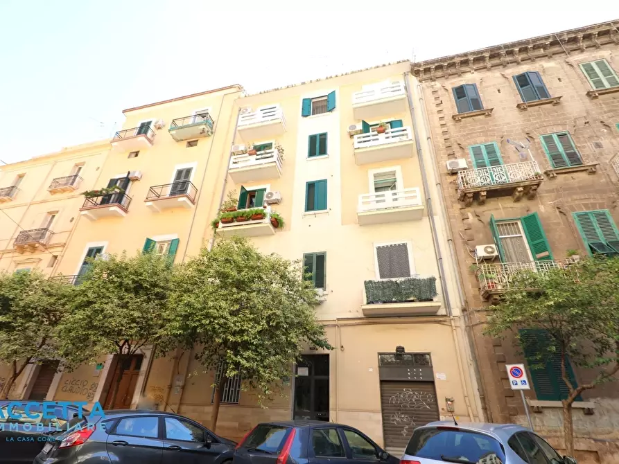 Immagine 19 di Ufficio in affitto  in Via Pisanelli a Taranto