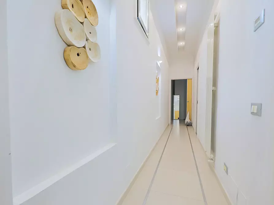 Immagine 14 di Bilocale in vendita  in Via Diego Peluso 89 a Taranto