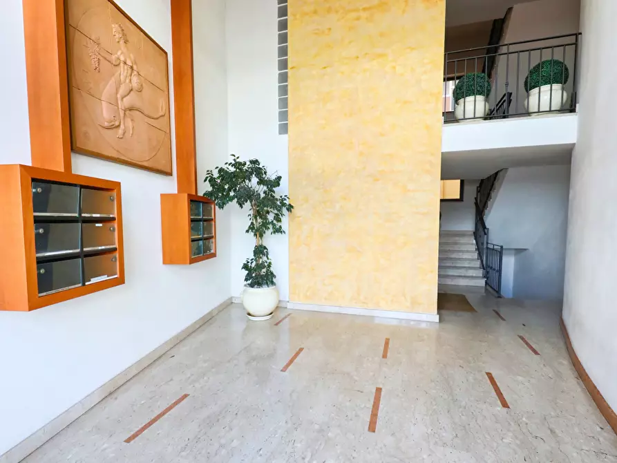 Immagine 25 di Quadrilocale in vendita  in Via Roma 4 a Taranto