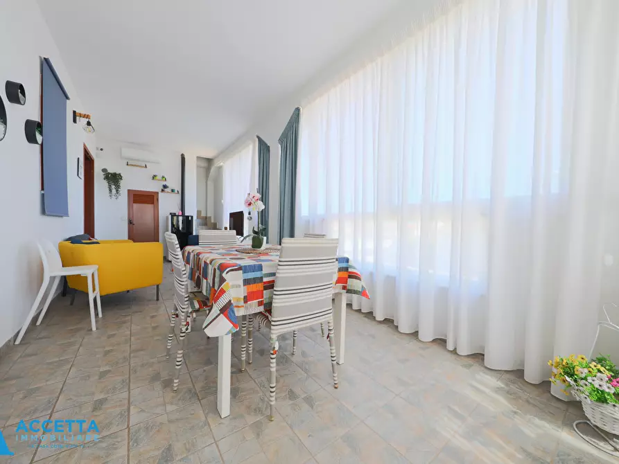 Immagine 7 di Villa in vendita  in Via Fior di Eucalipto 26 a Taranto