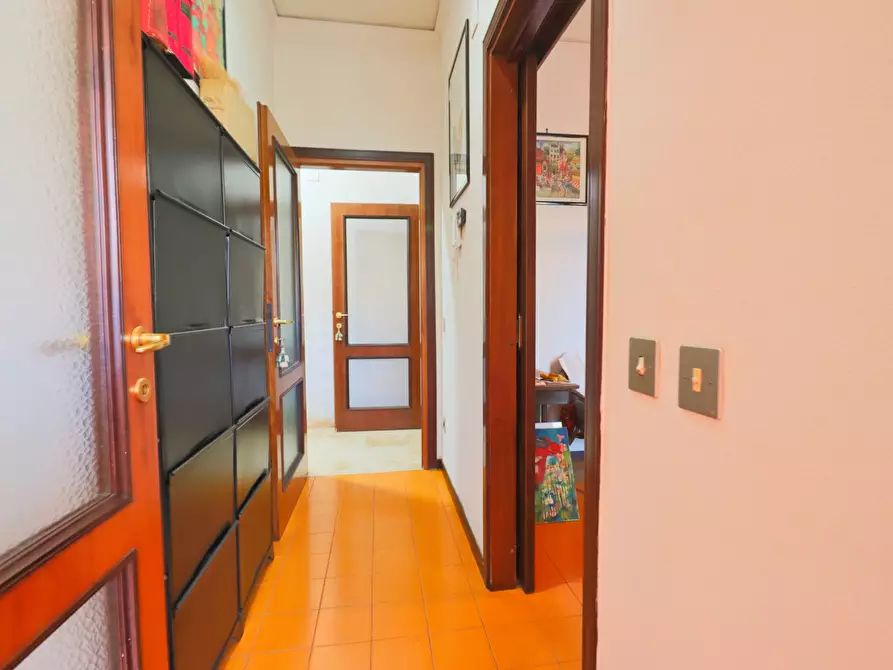 Immagine 12 di Quadrilocale in vendita  in Via Plinio 89 a Taranto