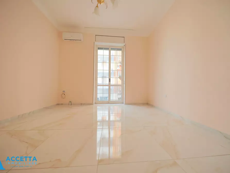 Immagine 11 di Monolocale in vendita  in Via Friuli 11 a Taranto