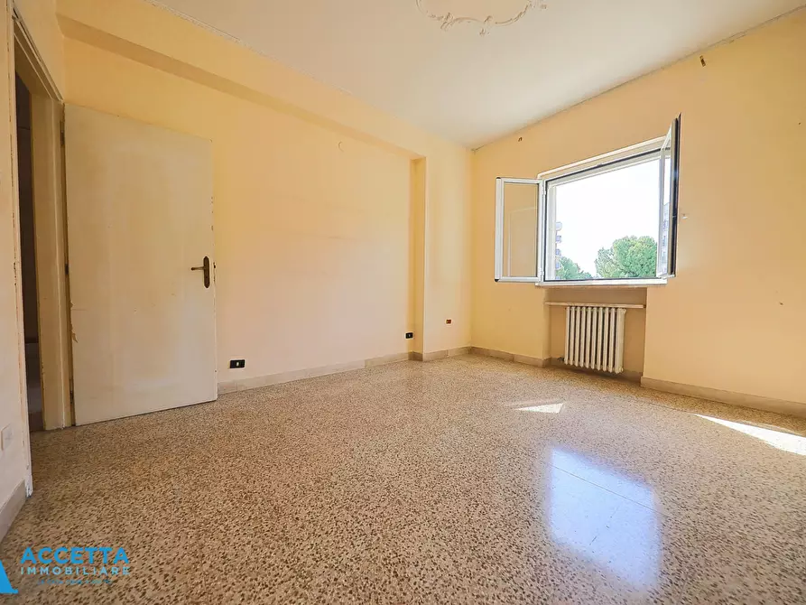 Immagine 12 di Quadrilocale in vendita  in Via Ancona 315 a Taranto