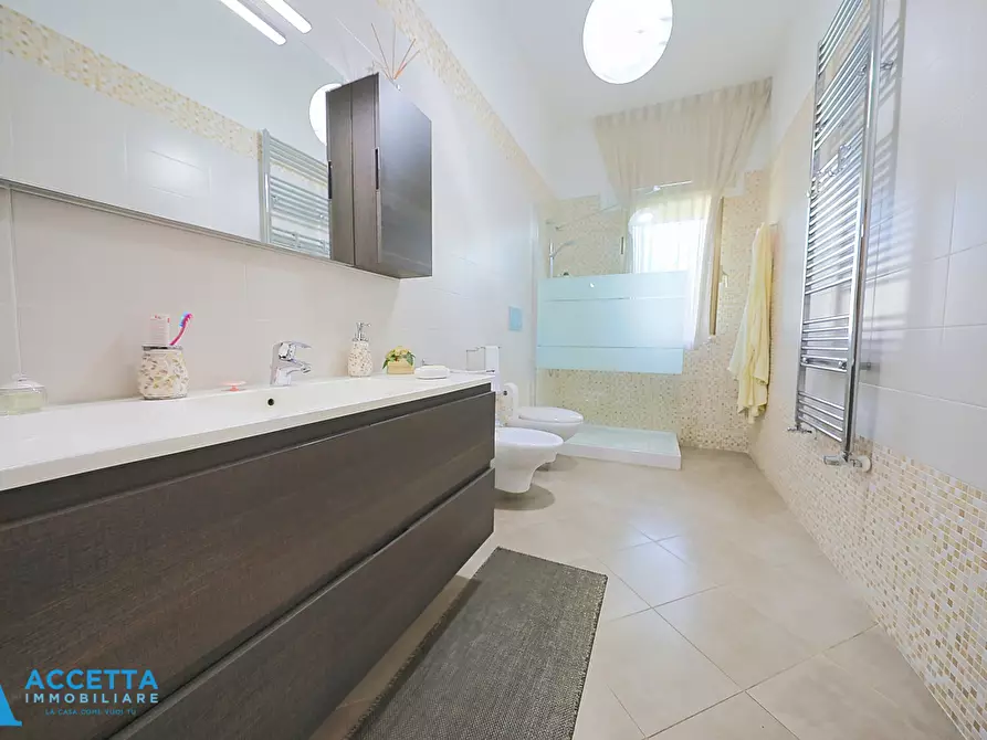 Immagine 19 di Villa in vendita  in Via Fior d'Agave 10 a Taranto