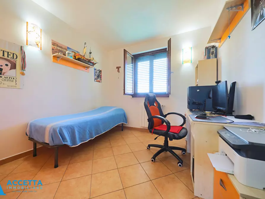 Immagine 21 di Villa in vendita  in Via Delfini 55 a Taranto