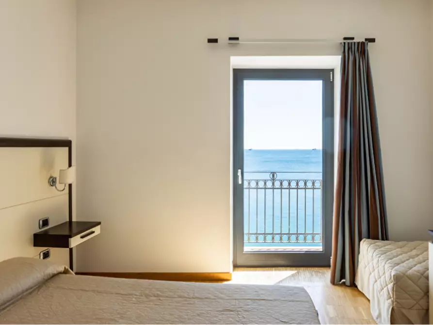 Immagine 30 di Albergo/B&B/Residence in vendita  in Via Giovanni Paisiello 56 a Taranto