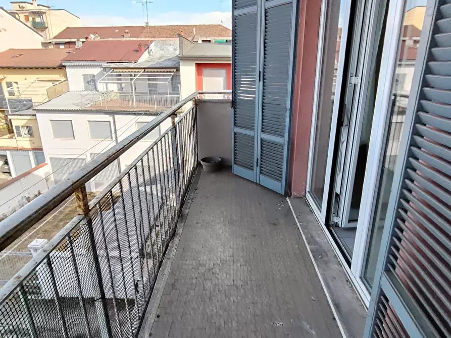 Immagine 9 di Bilocale in vendita  in Via Carlo Civardi a Stradella