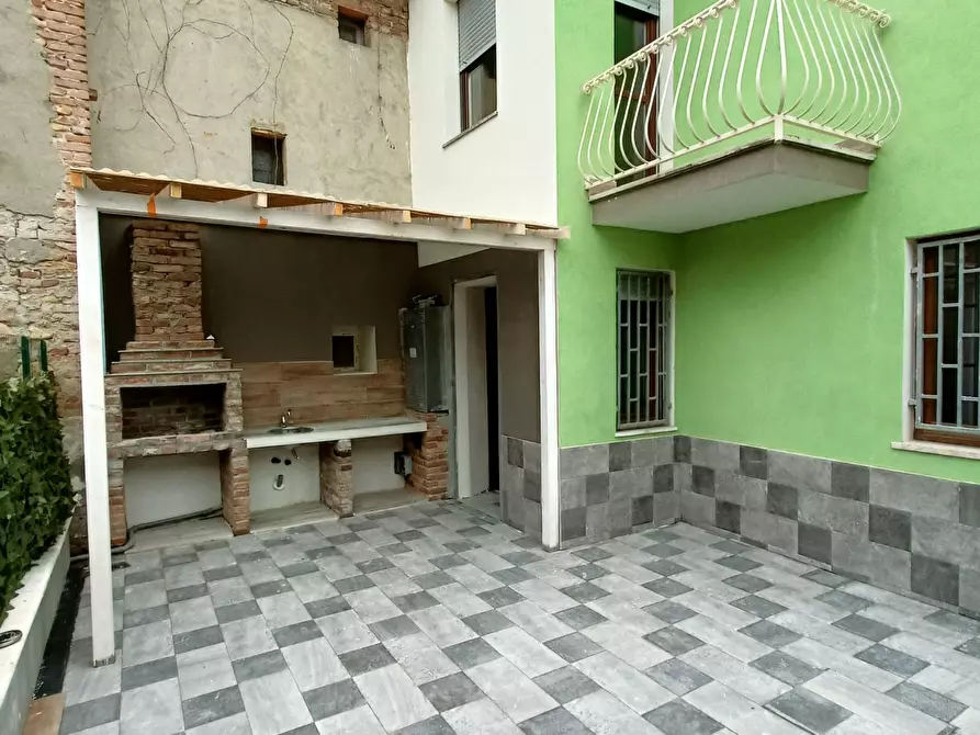 Immagine 1 di Terratetto in vendita  in centrale a Borgonovo Val Tidone