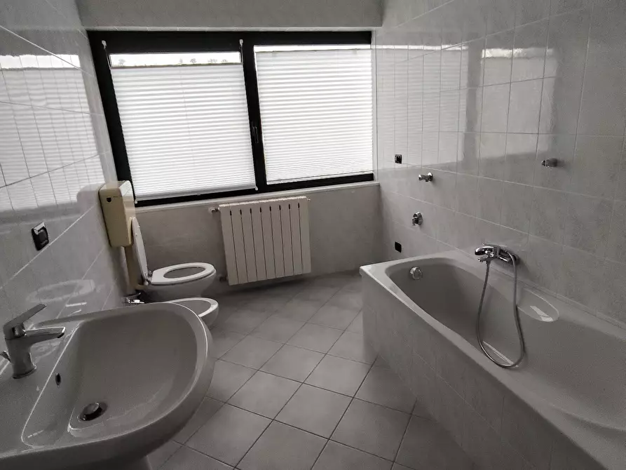 Immagine 22 di Attività artigianale in vendita  in via campo sportivo a Pianello Val Tidone