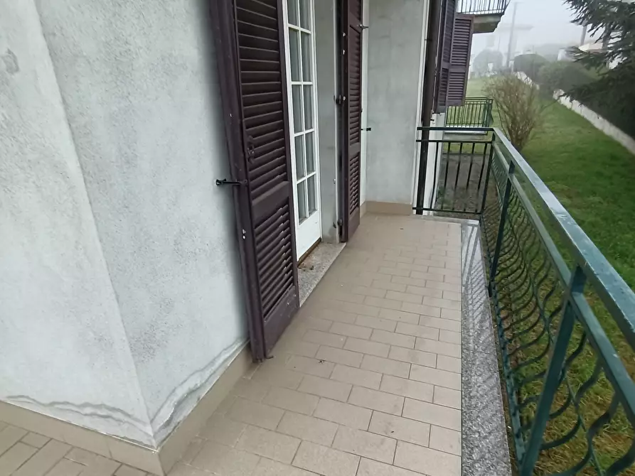 Immagine 20 di Casa bifamiliare in vendita  in periferia a Pianello Val Tidone