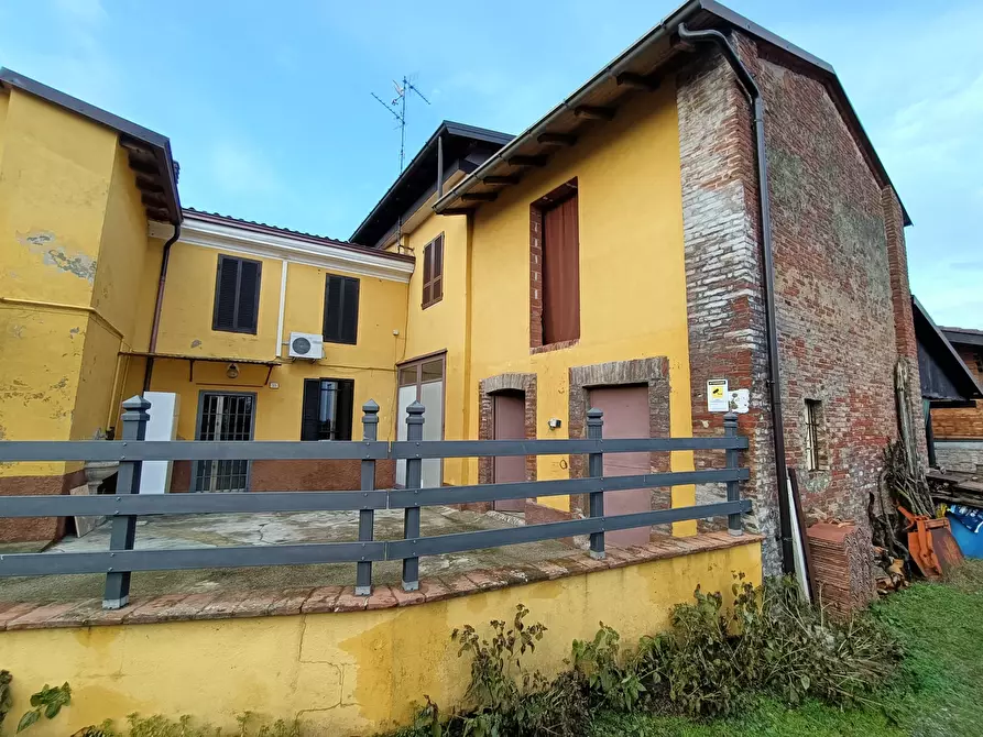 Immagine 1 di Porzione di casa in affitto  in Via della Costa Rosa a Castel San Giovanni